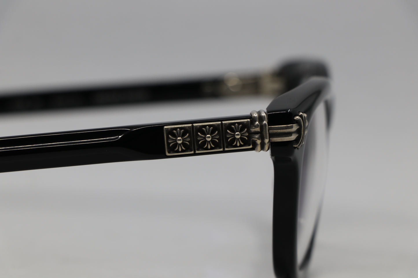 Chrome Hearts Smokeshow Glasses Black| AVNTGRDNY NYC