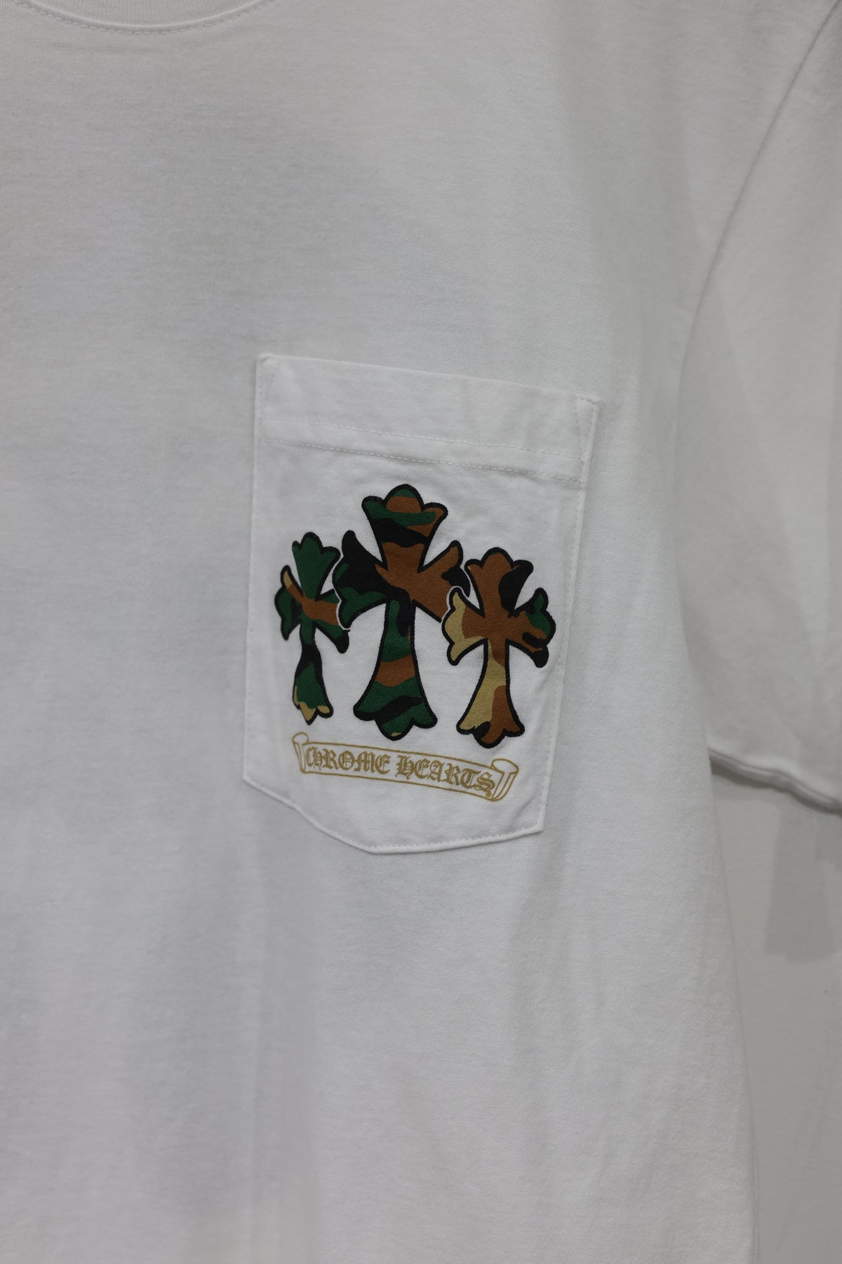 Chrome Hearts Camo Triple Cross Pocket T-Shirt White Size M| AVNTGRDNY NYC