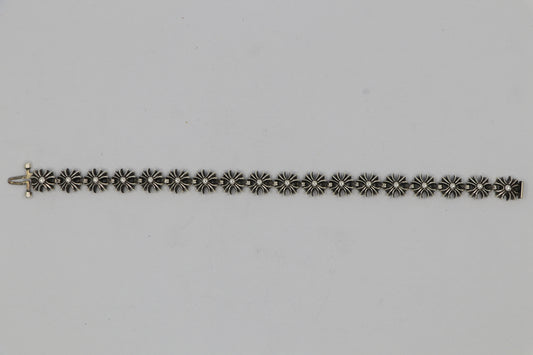 Chrome Hearts Silver Tiny Plus Bracelet 18 Links Pre-Owned | AVNTGRDNY NYC
