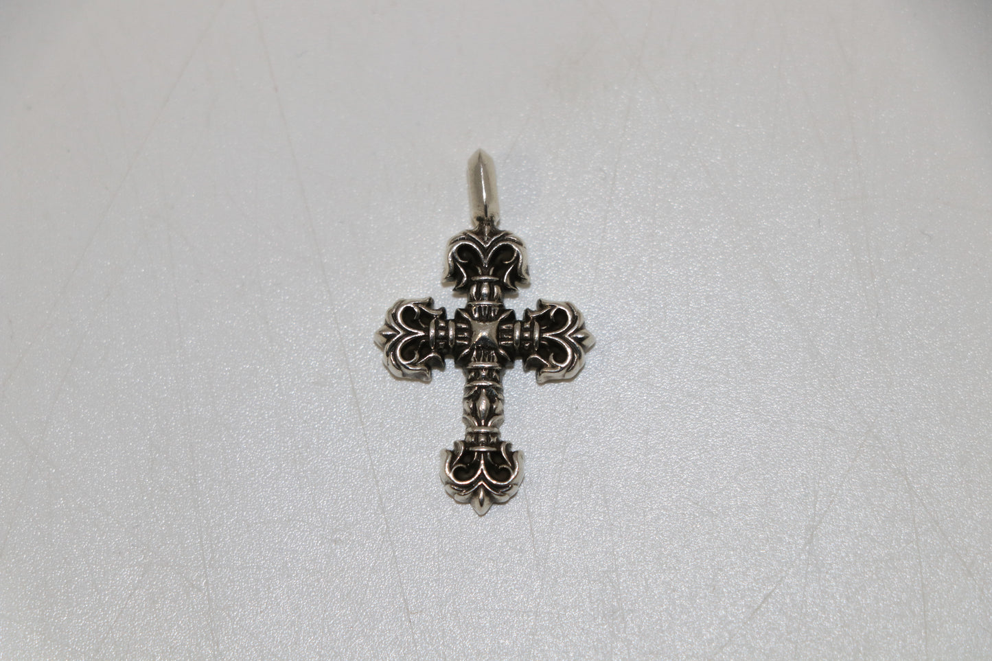 Chrome Hearts Tiny Filigree Pendant