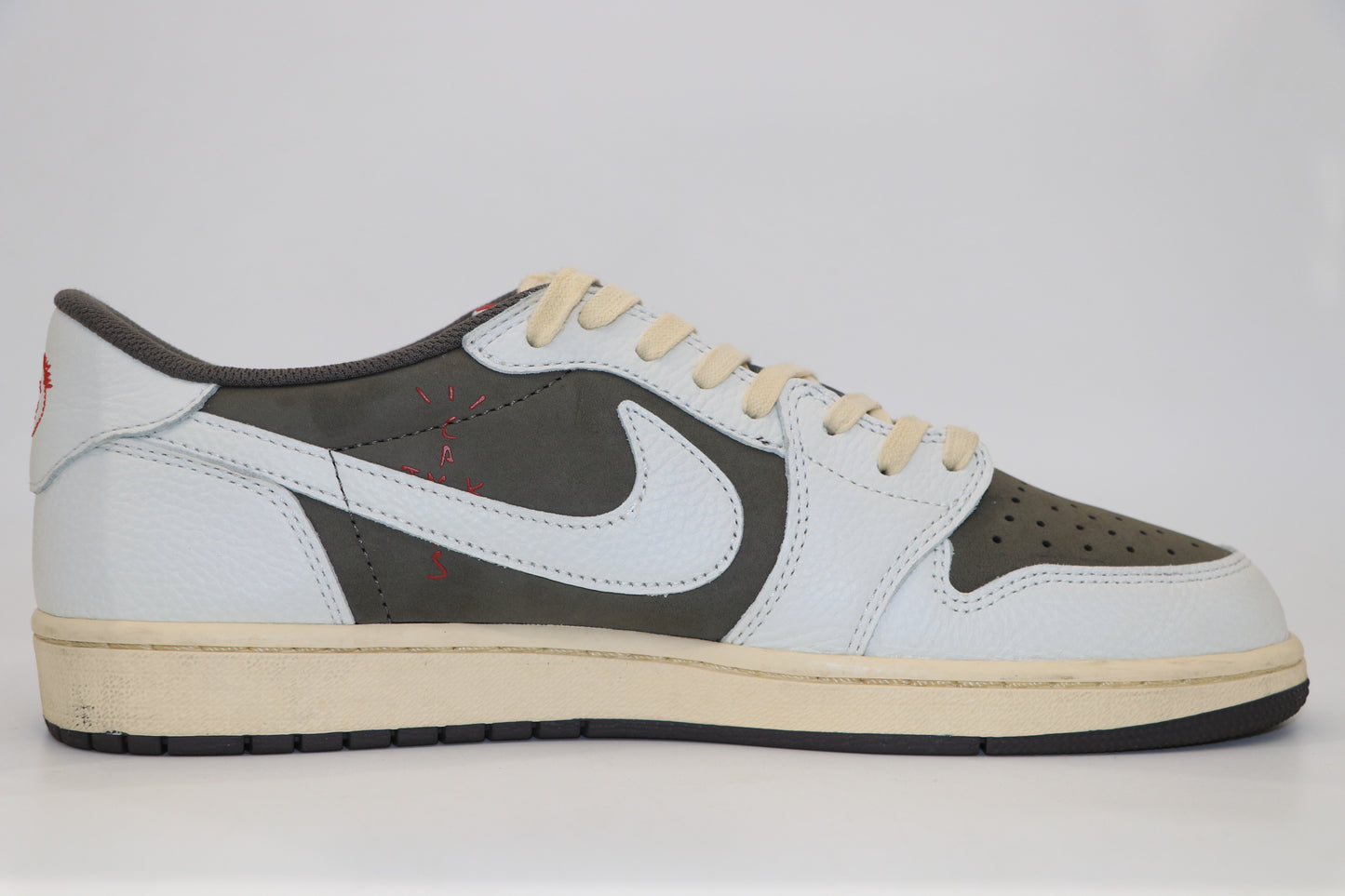 Travis Scott Reverse Mocha Air Jordan 1 Low Size 12 | AVNTGRDNY NYC
