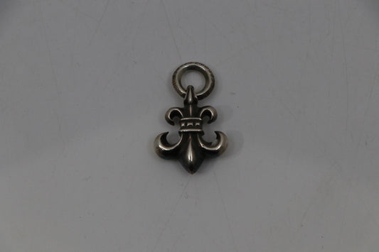 Chrome Hearts Fleur Pendant