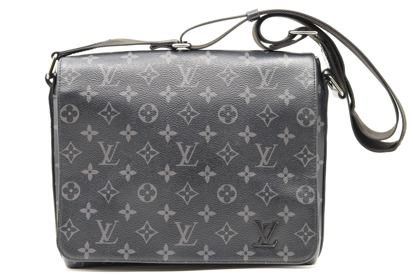 Louis Vuitton Monogram District PM