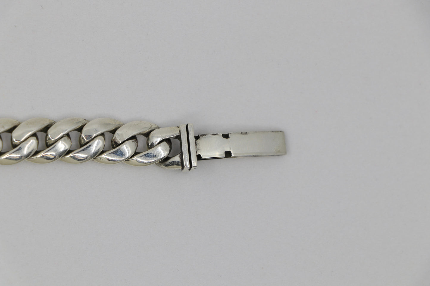 Chrome Hearts Silver Floral Mini ID Bracelet Classic Link 24 Links 8.5” | AVNTGRDNY NYC