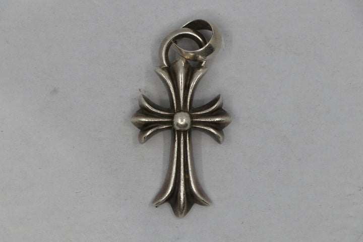 Chrome Hearts Small Cross Pendant Sterling Silver| AVNTGRDNY NYC