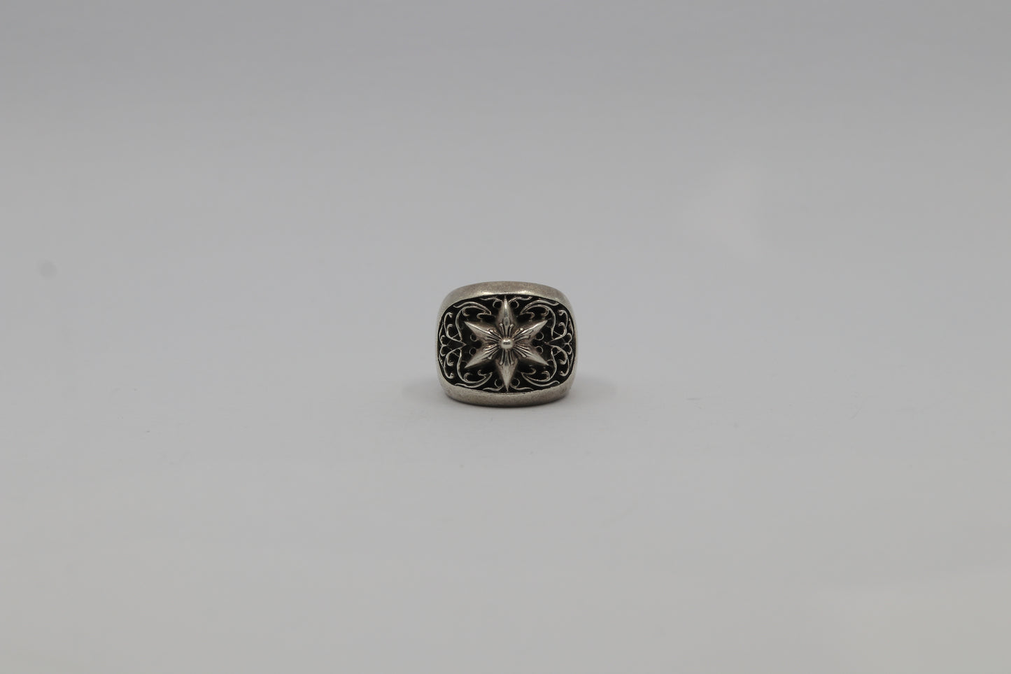 Chrome Hearts Classic Oval Star Ring Size 9 Silver| AVNTGRDNY NYC