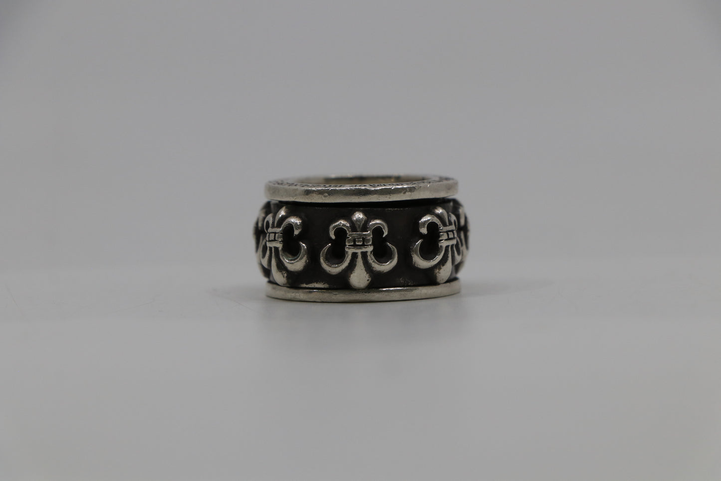 Chrome Hearts Fleur Spinner Ring Size 8.5