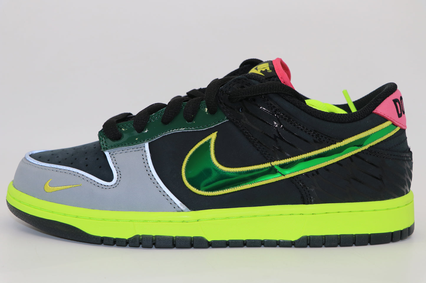 Nike Dunk Low What the Duck Home University of Oregon PE Size 9.5
