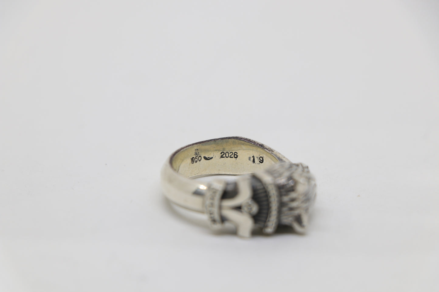Yohji Yamamoto Silver Gothic Face Ring Size 8.5 | AVNTGRDNY NYC