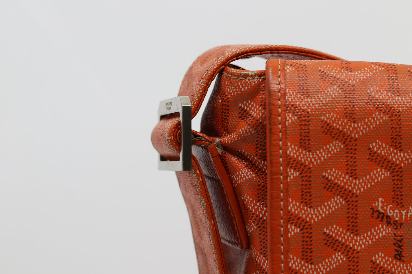 Goyard Messenger Bag Orange