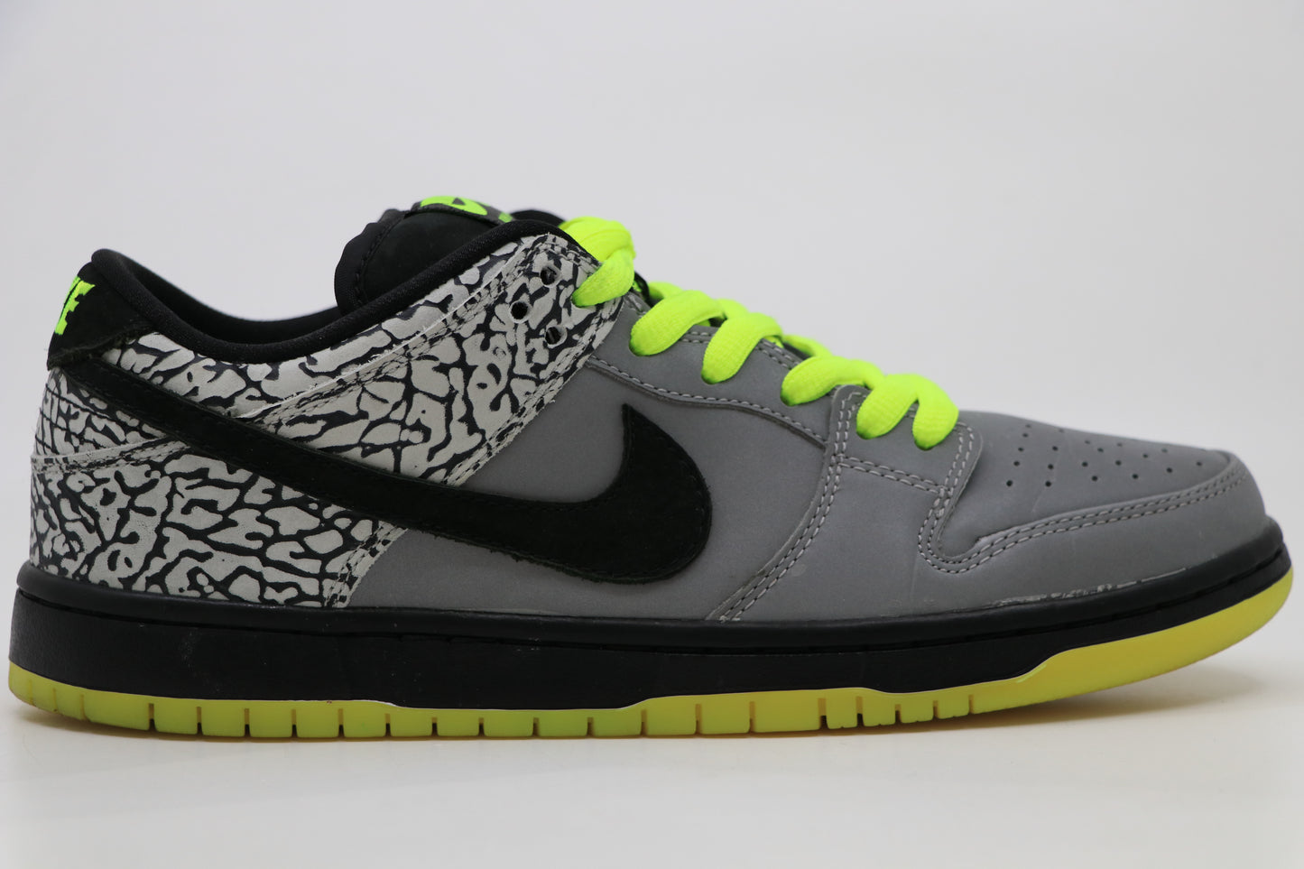 Nike SB Dunk Low Clark Kent Primitive 112 Size 9.5