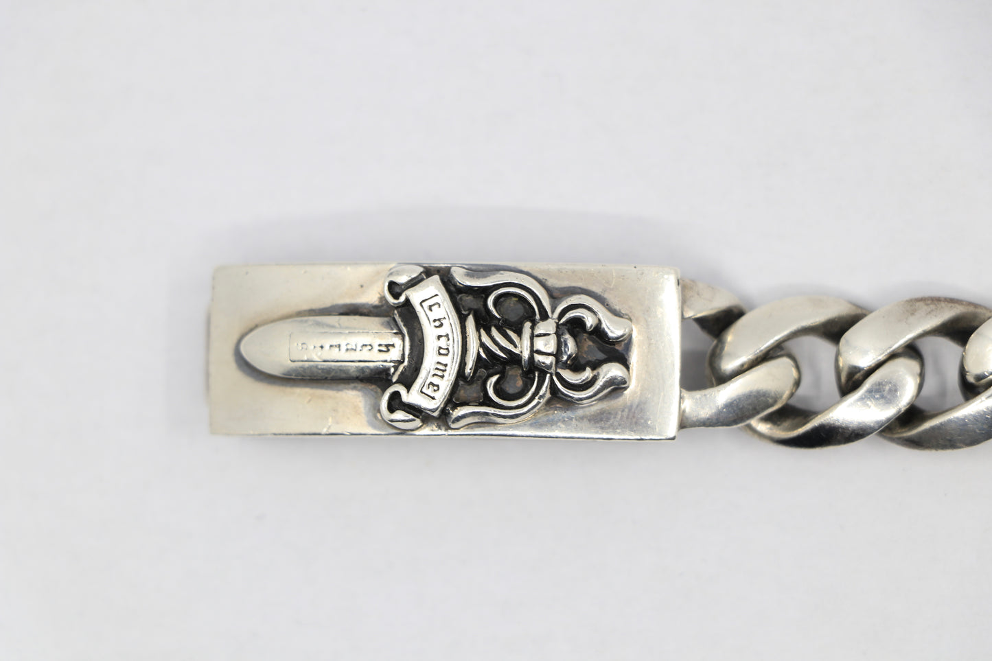 Chrome Hearts Dagger ID Bracelet Classic Link 12 Links .925 Sterling Silver – Pre-Owned | AVNTGRDNY NYC