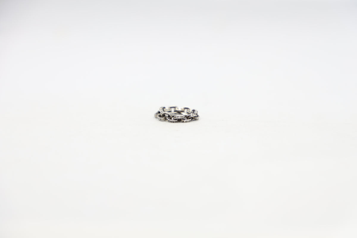 Chrome Hearts Paperchain Ring Size 4.5 Pre-Owned| AVNTGRDNY NYC